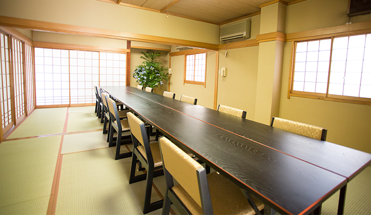 法要館の会食場の写真